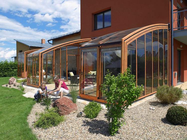Terrasse couverte 30 idées sur l'auvent en bois et la pergola Piscine idées Véranda