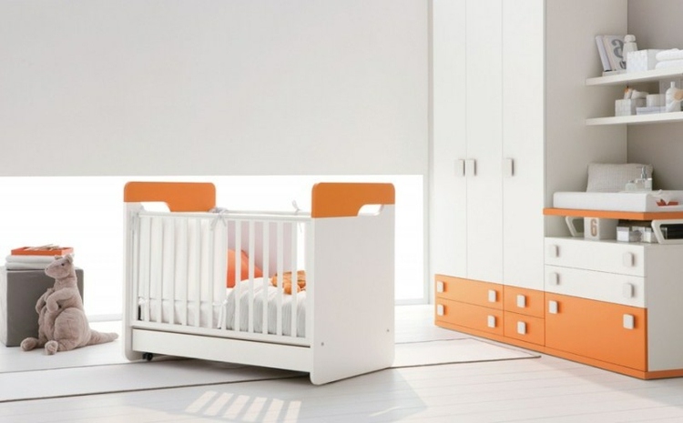 tour de lit blanc lit-bébé-armoire-blanc-accent-orange-pâle