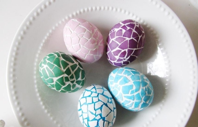 œufs de Pâques mosaïque idée-originale-facile-imiter