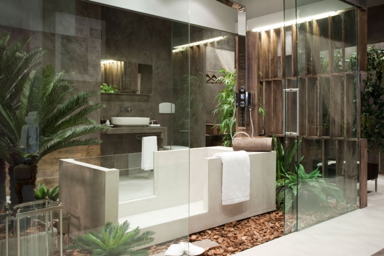 Idee-salle-de-bain-tedances-2015-baignoire-poser-palmiers-deco