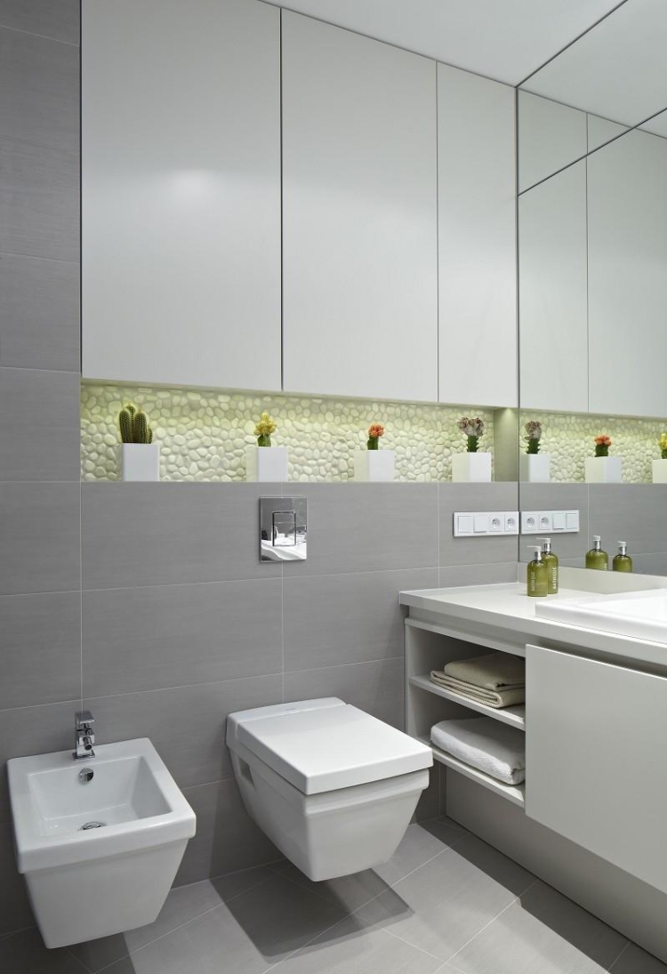 Idee-salle-de-bain-toilettes--miroir-sous-lavabo-espace-rangement
