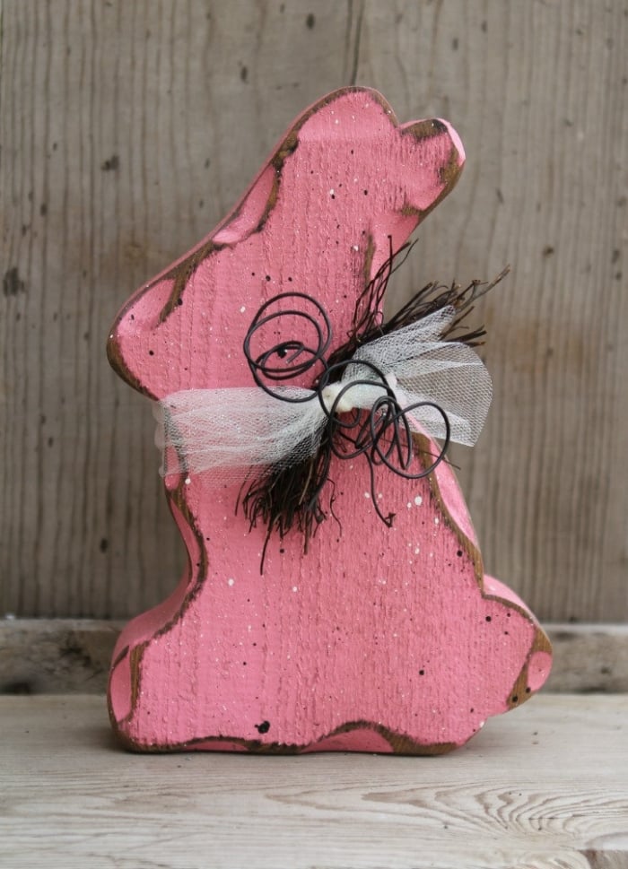 Pâques 2015 idées décoration lapin bois peint rose