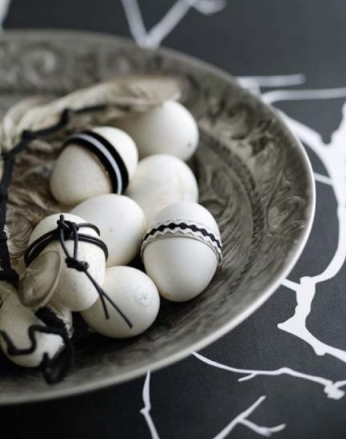 Pâques-2015 idées décoration élégante noir-blanc