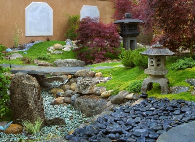 aménagement-jardin-de-rocaille-style-Feng-Shui