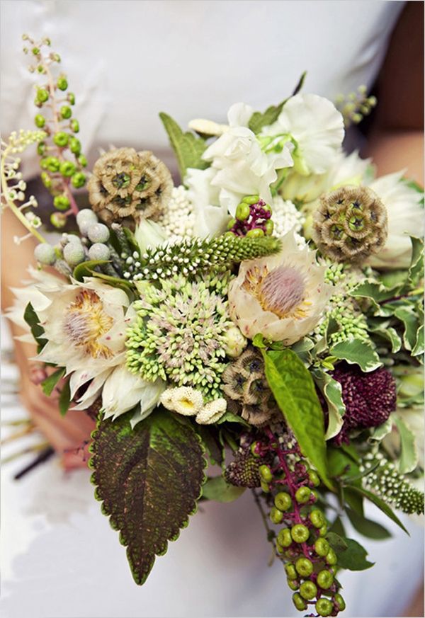 bouquet-mariée-champêtre-plantes-fleurs-originales