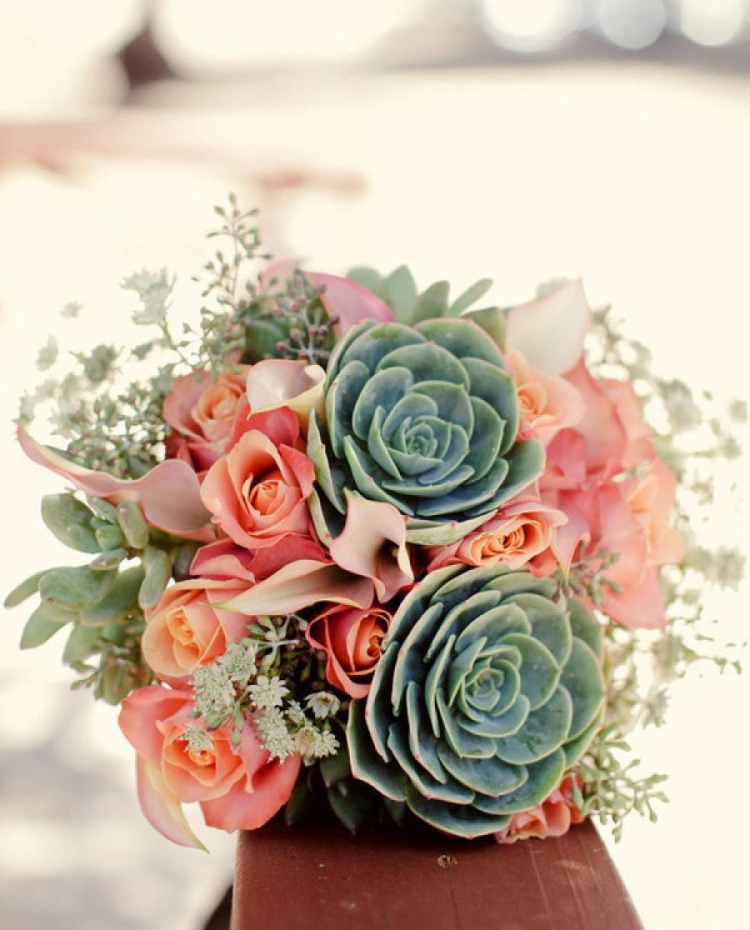 bouquet de mariée champêtre plantes succulentes roses