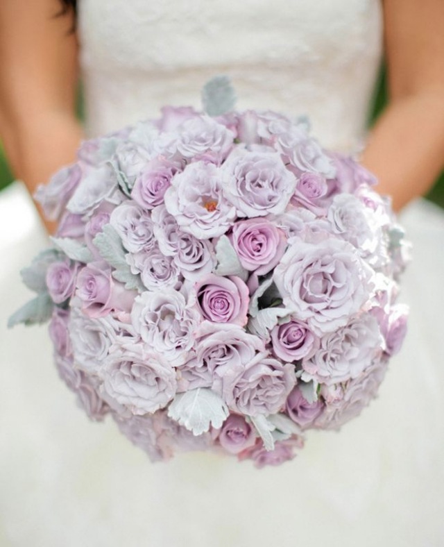bouquet-mariée-rond-couleur-lavande-pastel-rose-pâle
