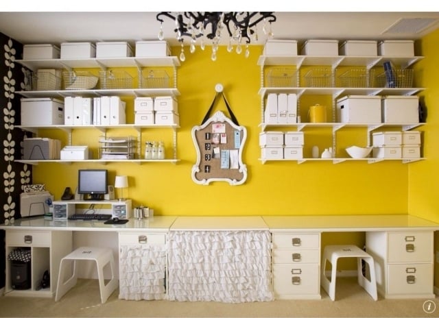 bureau-domicile-peinture-murale-couleur-jaune-panier-rangement