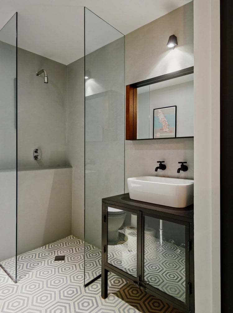 carrelage salle de bains sol motifs-hexagonaux-douche-italienne