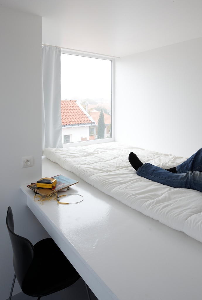 chambre-coucher-design-fenêtre-bureau-plate-forme chambre à coucher design