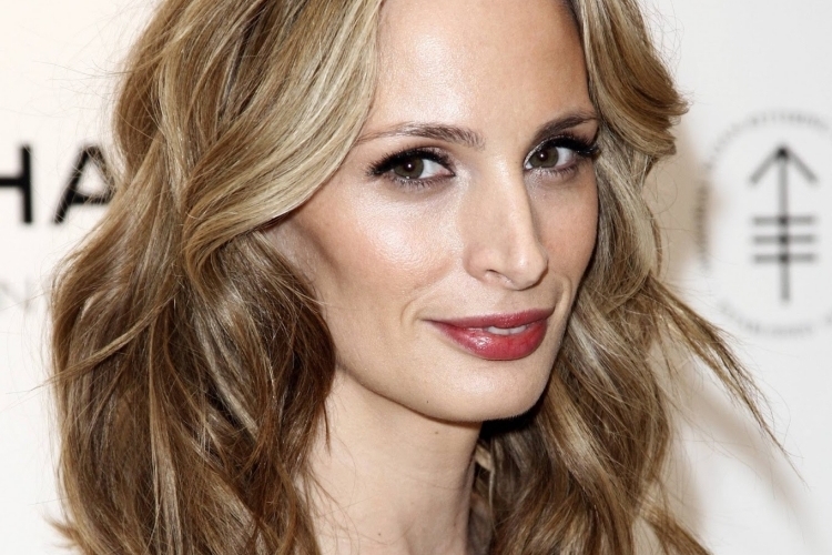 Coiffure cheveux mi-longs - 30 des styles les plus trendy