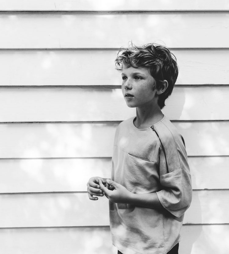 coiffure-enfant-coupe-courte-garçon-moderne