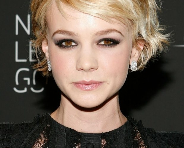 Coiffure femme cheveux courts mi-longs: 100 idées de stars!