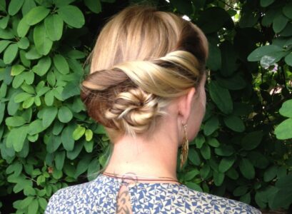 coiffure-femme-meche-torsade-blonde