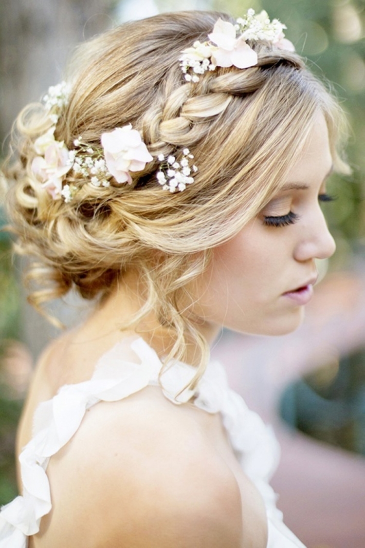 coiffure-mariage-2015-chignon-flou-tresse-couronne