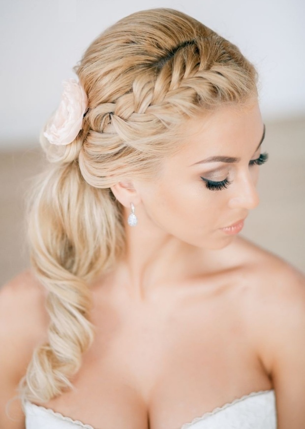 coiffure-mariage-tresse--epi-ble-lateral
