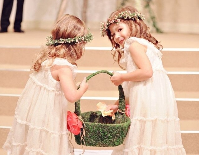 Coiffure petite fille mariage : 30 superbes idées pour les fillettes d