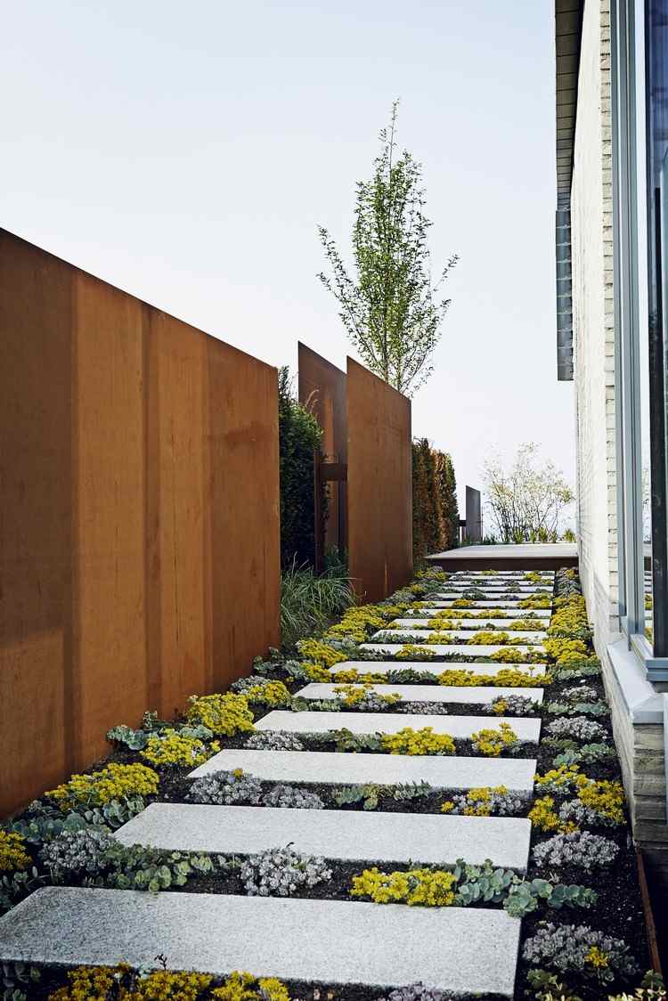 Déco jardin acier corten 30 idées pour sortir les sentiers battus
