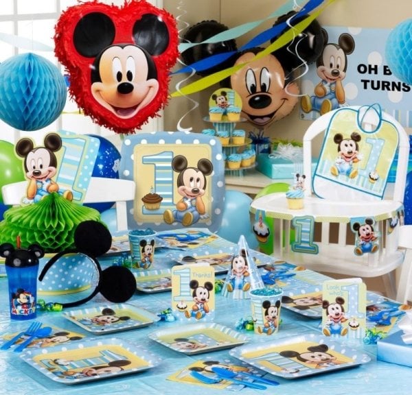 deco-anniversaire-enfant-thematique-Mickey-Mouse-serviettes-assiettes-ballons