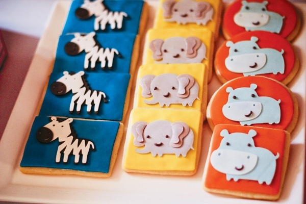 deco-anniversaire-enfant-thematique-biscuits-animaux