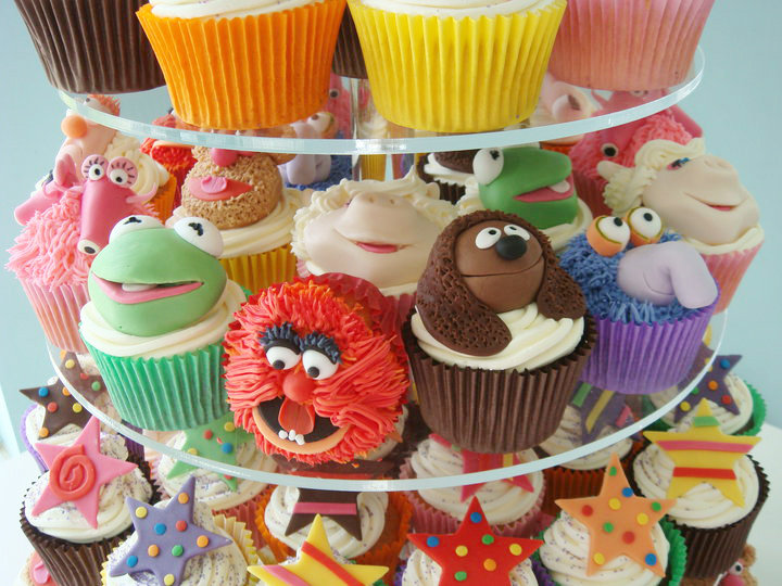 déco-anniversaire-enfant-thème-Muppet-Show-cupcakes