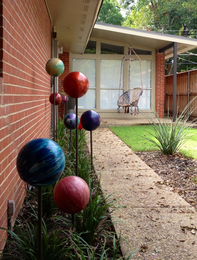 décoration jardin planètes-système-solaire-boules-bowling