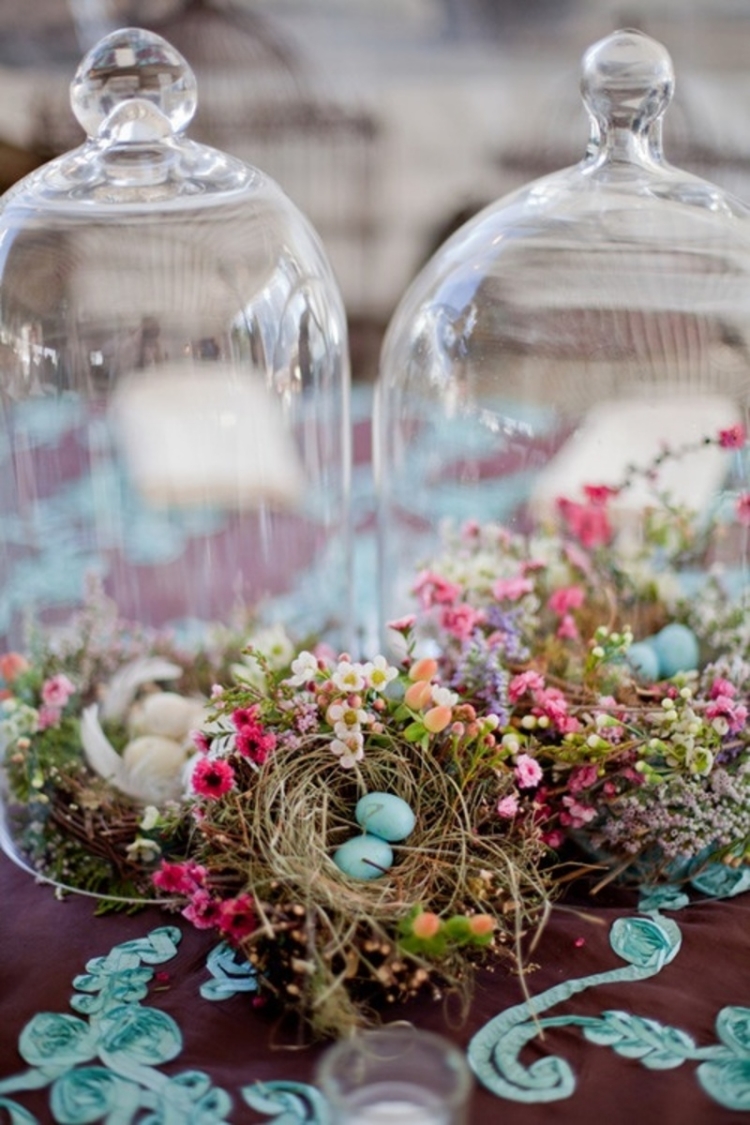 décoration-maison-printemps-Pâques-nids-oeufs-cloches-verre