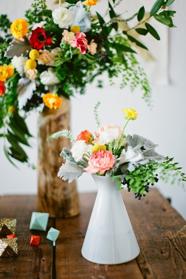 décoration-mariage-table-fleurs-champs-vases-originaux