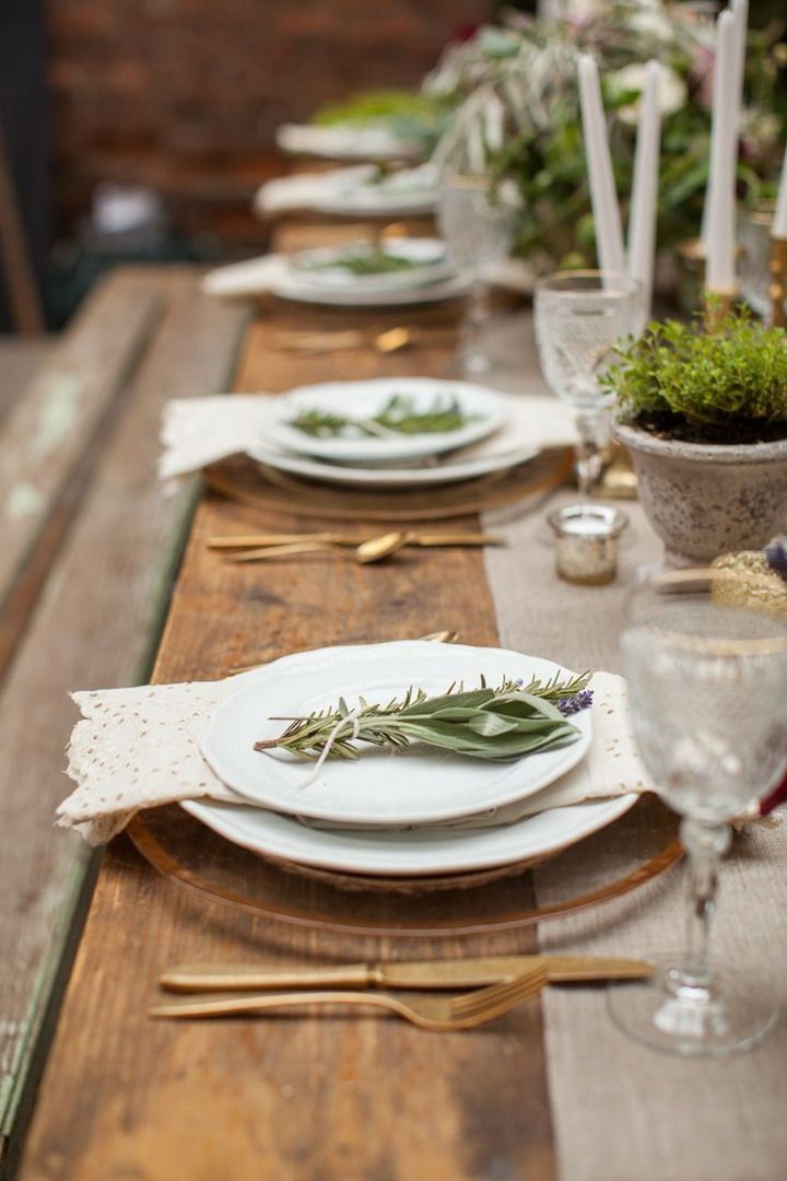 décoration de mariage originale style champêtre- idée couverts et assiettes