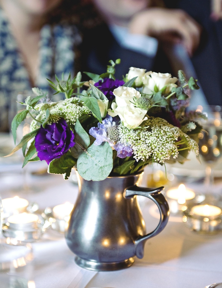 décoration table mariage bouquet champêtre-chic-vintage-broc