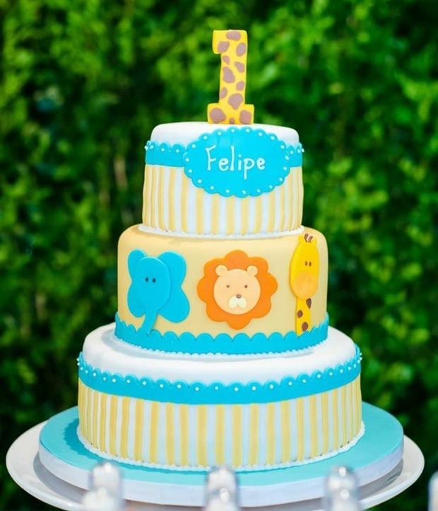 gateau-anniversaire-thematique-bébé-garçon-animaux-sauvages gâteau d’anniversaire