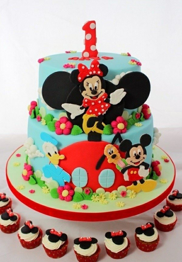 gâteau-anniversaire-original-Minnie-Mouse-amis