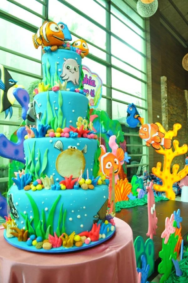 gâteau-anniversaire-original-fille-garçon-Monde-Nemo-Pixar