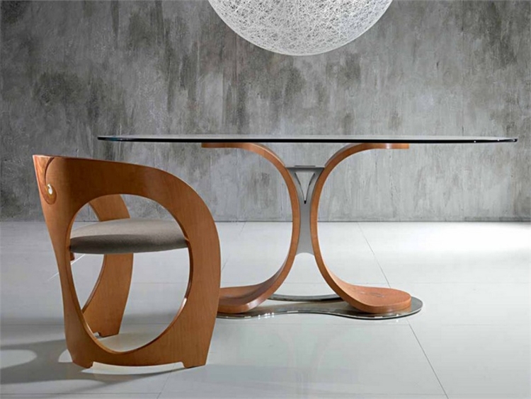idee-table-ovale-plateau-verre-chaise-bois