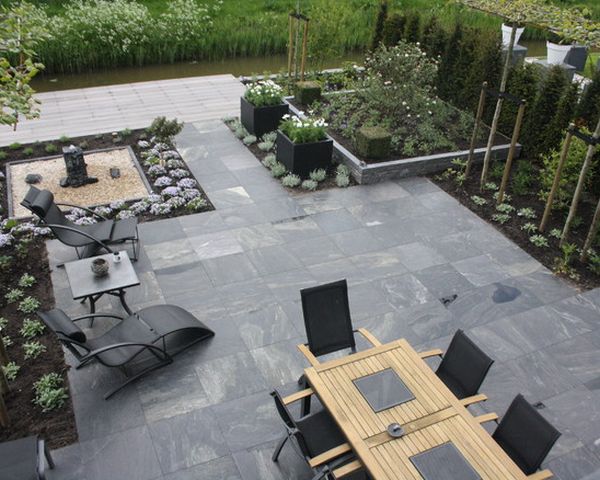 idee-terrasse-et-jardin-revetement-sol-pierre-coin-repas