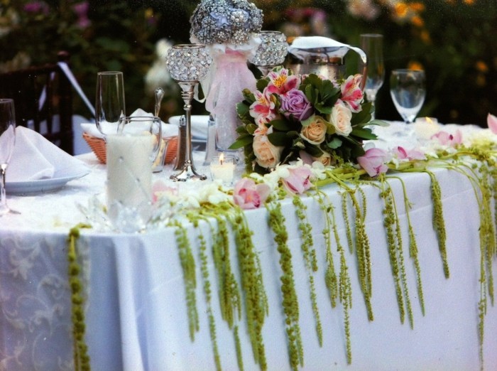 idées-décoration-table-mariage-plein-air-style-vintage
