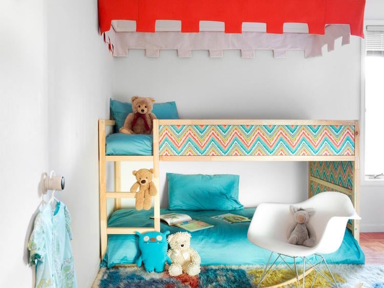 lits-superposés-originaux-avec-auvent-tente-chambre-2-enfants