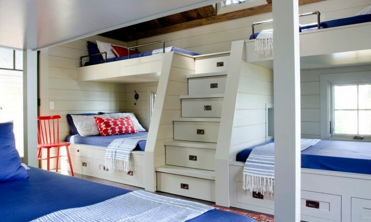 lits-superposés-blancs-échelle-tiroirs-thème-nautique