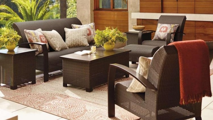 meubles-de-jardin-ensemble-canape-chaises-table-rectangulaire-basse