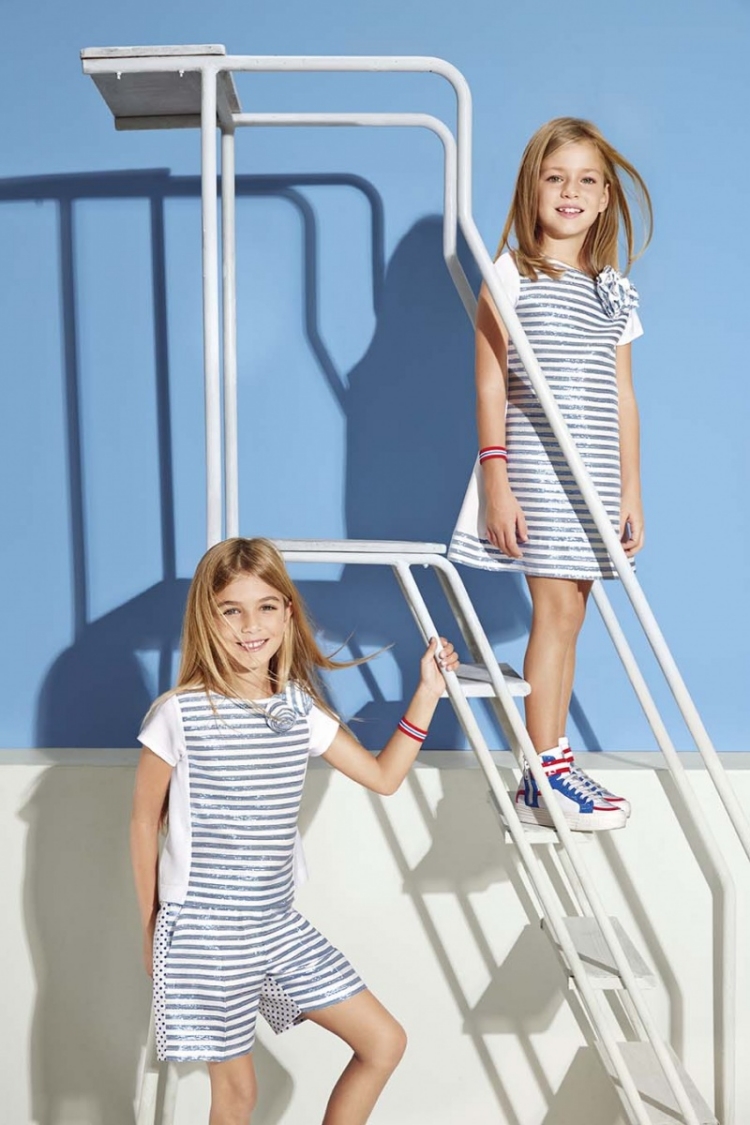 mode-enfant-petite-fille-Simonetta-2015-robe-T-shirt-shorts-rayures