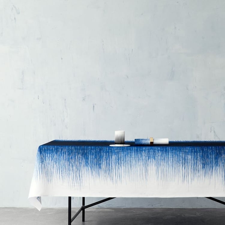 nappe table coton blanc bleu indigo stylo ferm LIVING