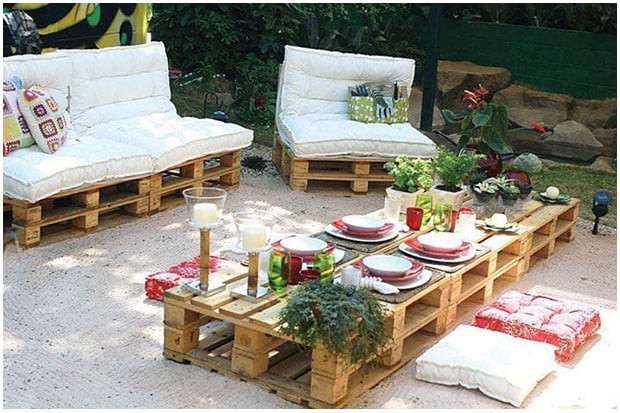 meuble-en-palette-canape-table-jardin