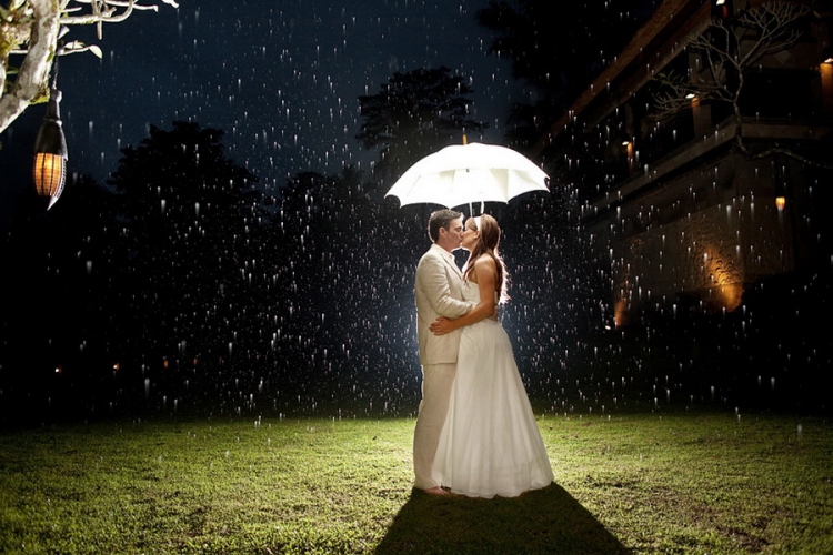 photo-mariage-originale-photo-nuit-gouttes-pluie