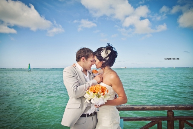 photo-mariage-romanque-quai-bord-mer