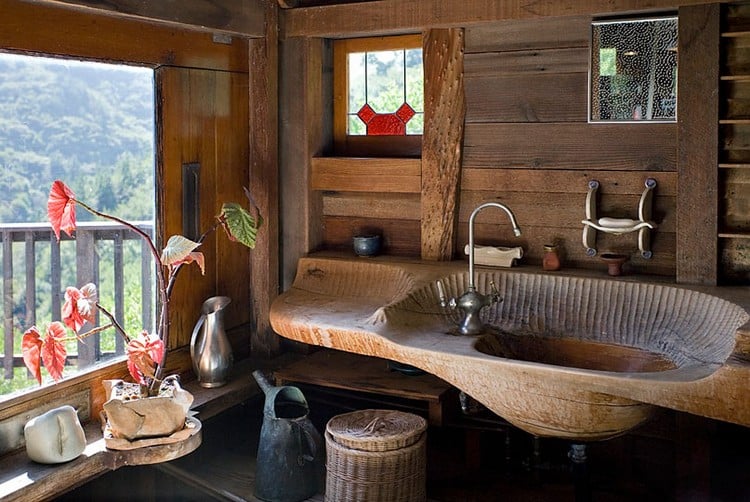 plan vasque –bois-massif-brut-salle-bains-style-rustique-revêtement-mural-bois