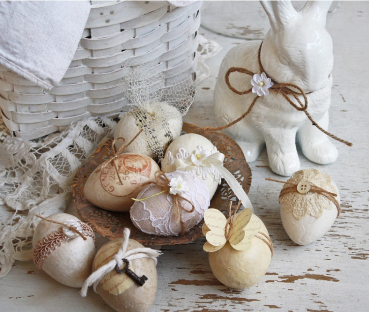 pâques-2015-décoration-oeufs-vintage-dentelle-cordon-ficelle-lapin-blanc