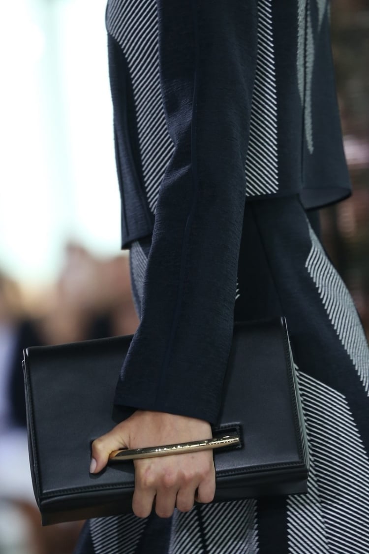 sac de marque pochette cuir noir Boss 2015
