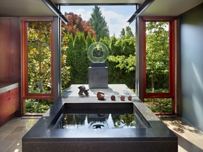 salle-bain-moderne-inspiration-nature-baignoire-carrée