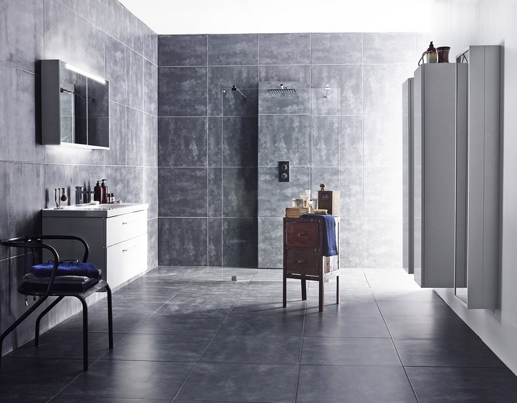 salle de bain moderne -carrelage-sol-mur-marbre-gris-douche-italienne