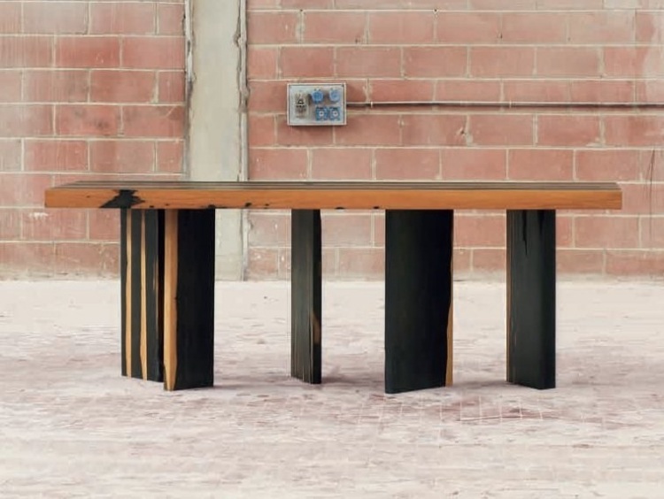 table-bois-massif-BLACKY-Atelier-MO-BA-look-rustique